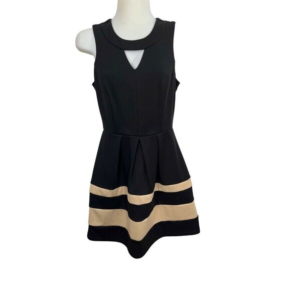 Sleeveless Cocktail Dress Fit & Flare Black Tan Stripes Size 3 Keyhole Neckline - Picture 2 of 9
